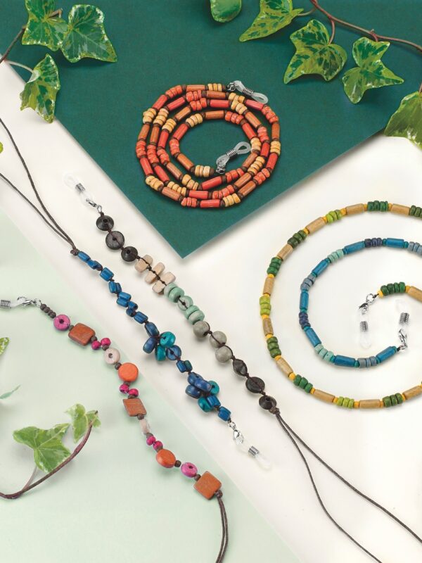 Centrostyle Neyeture wooden bead chains 6 pack